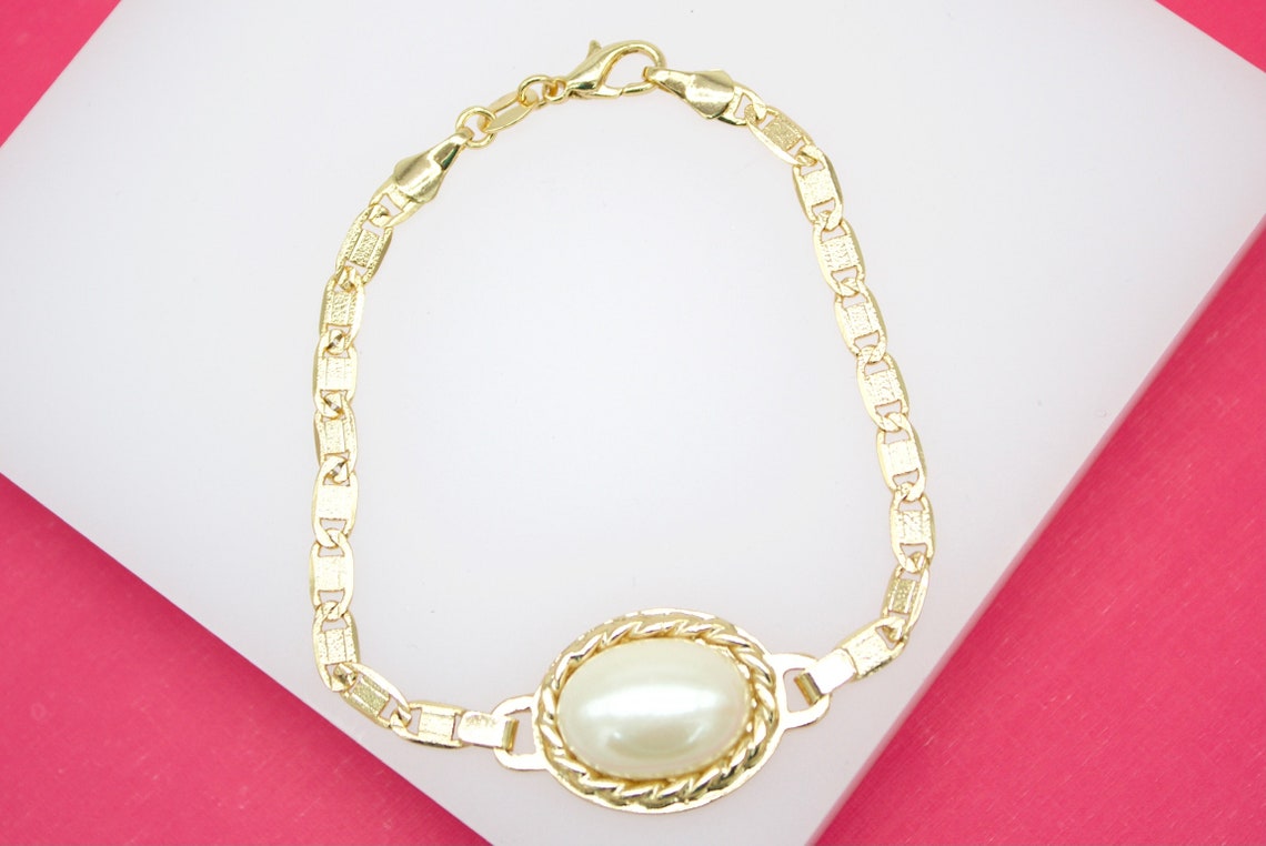 Synthetic Pearl Bracelet