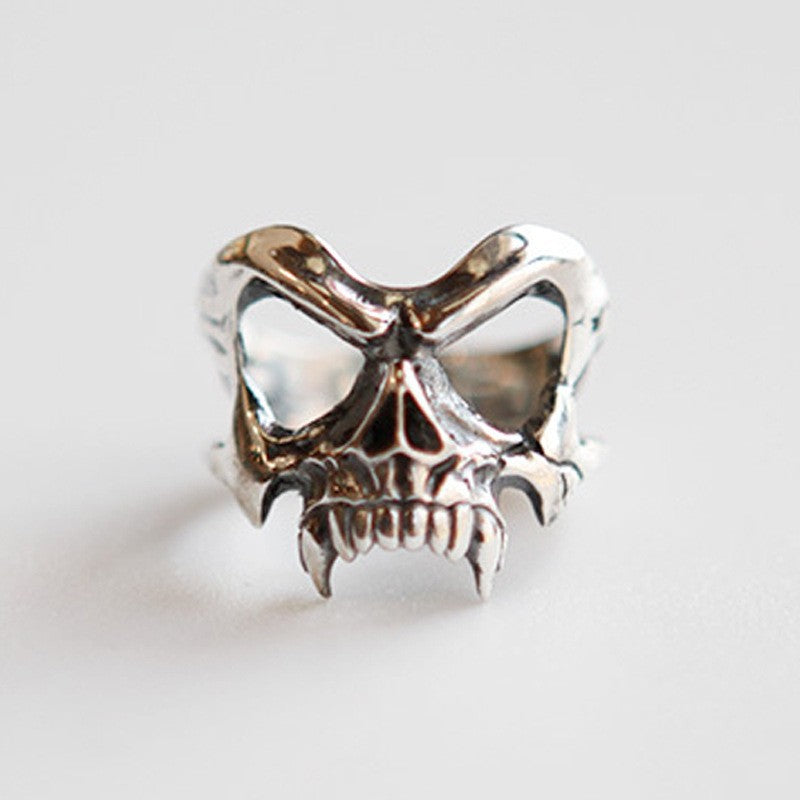 Gothic Punk Skull Ring