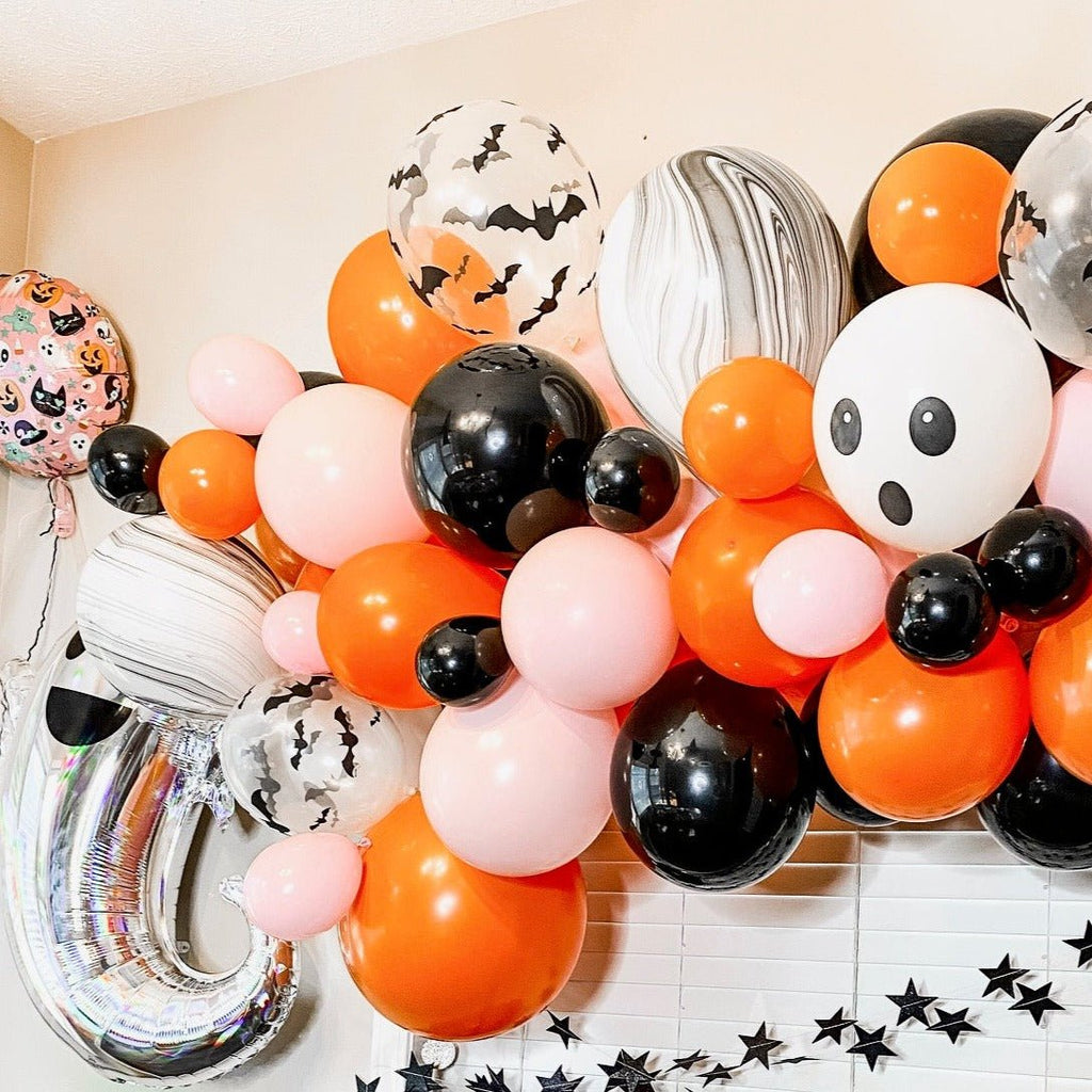 Holographic Ghost Balloon