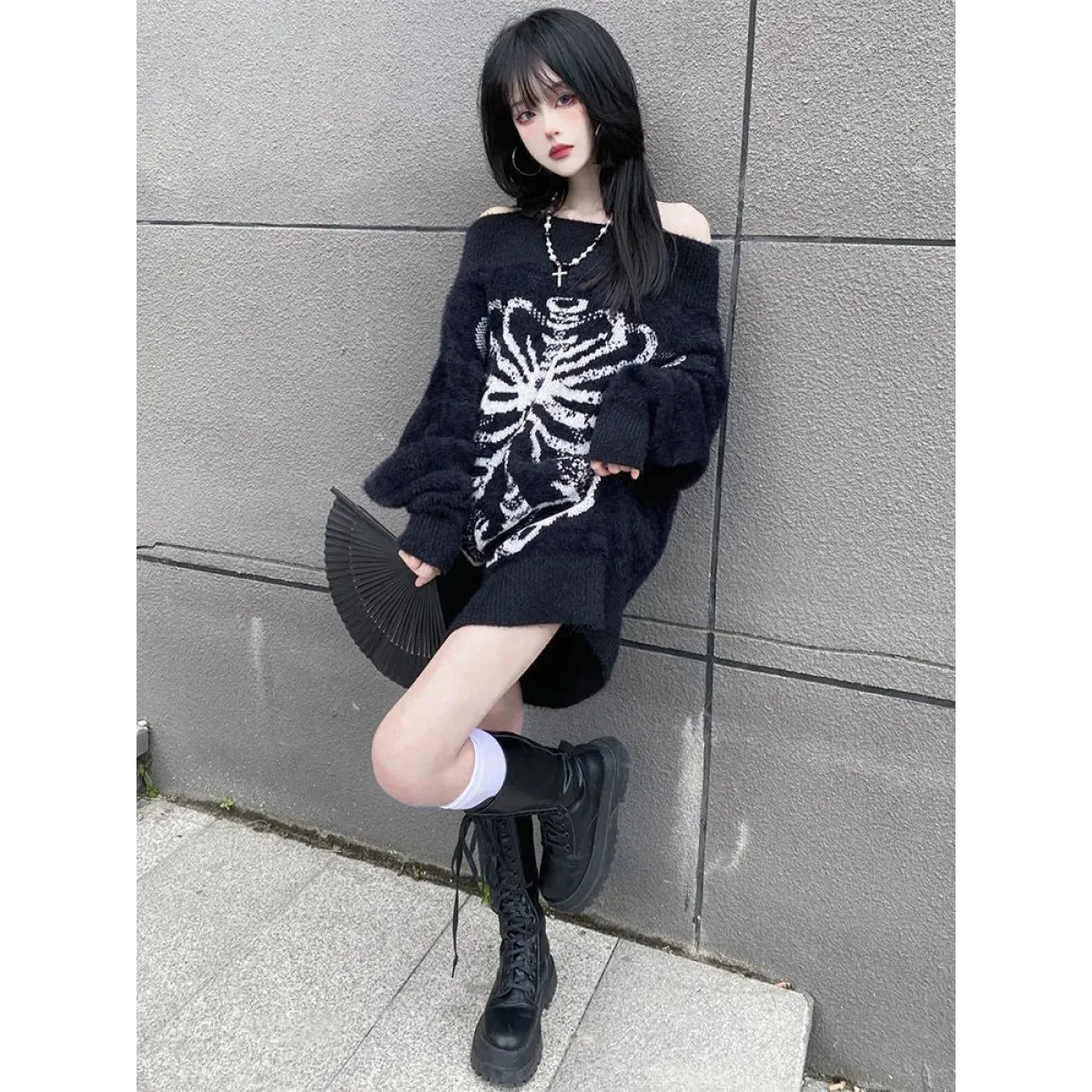 Black Skull-Print Gothic Grunge Sweater