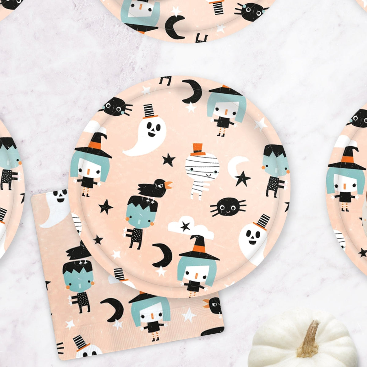 Halloween Friends Paper Plates 8 ct