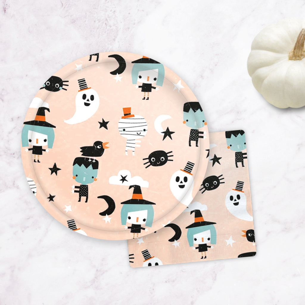 Halloween Friends Paper Plates 8 ct