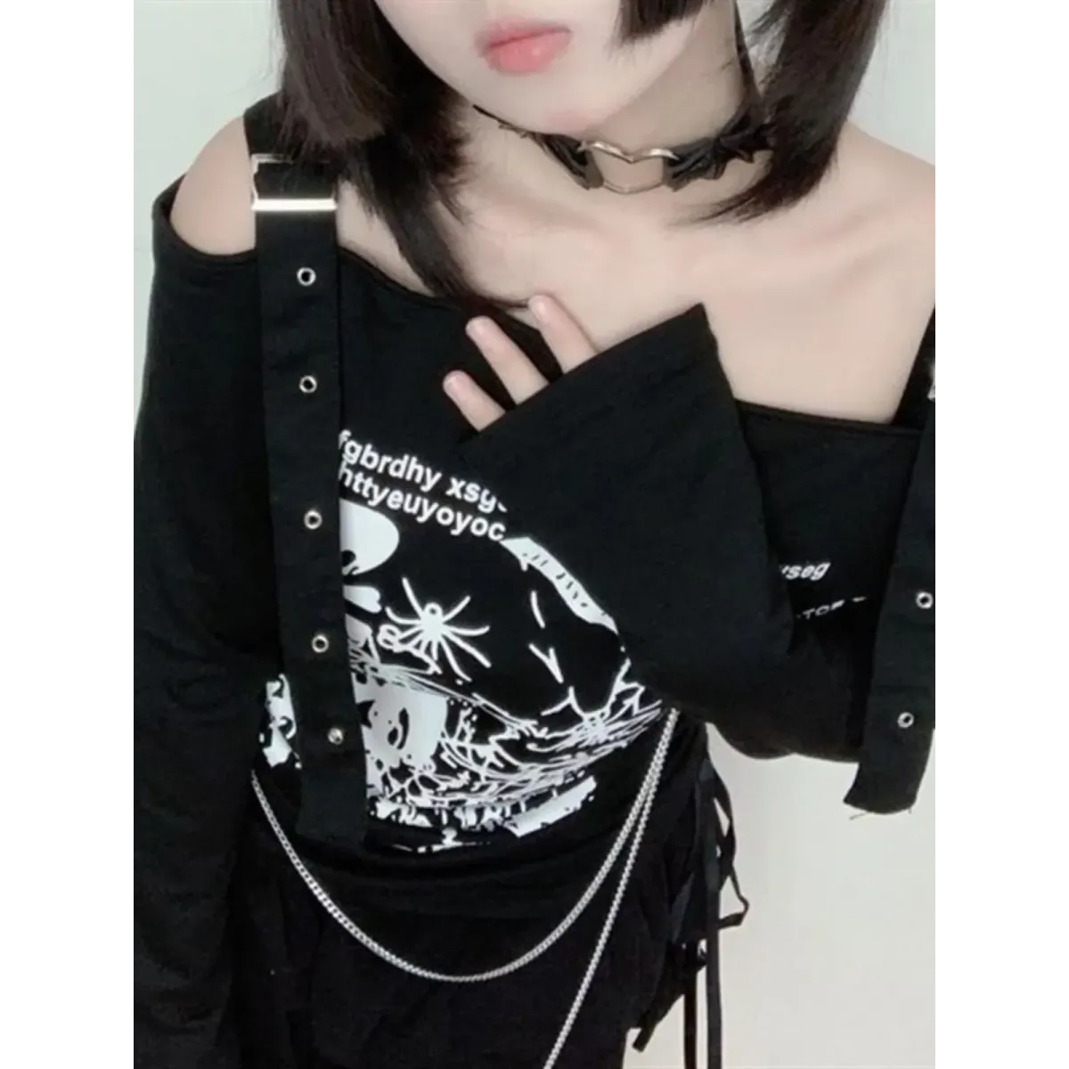 Gothic Punk Skull-Print Off-Shoulder Top